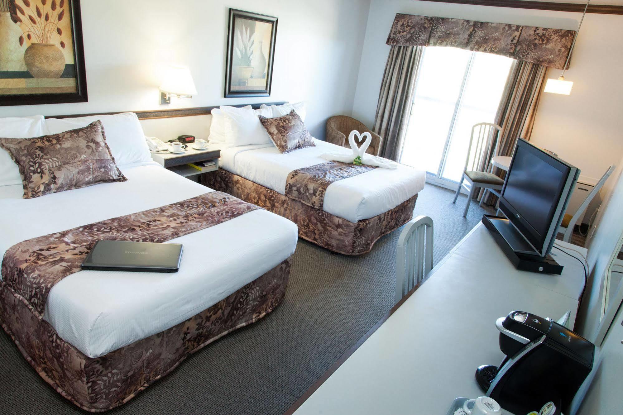 Hotel Le Floral Σέρμπρουκ Εξωτερικό φωτογραφία